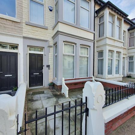 Dysa Crystal House Villa Blackpool Luaran gambar