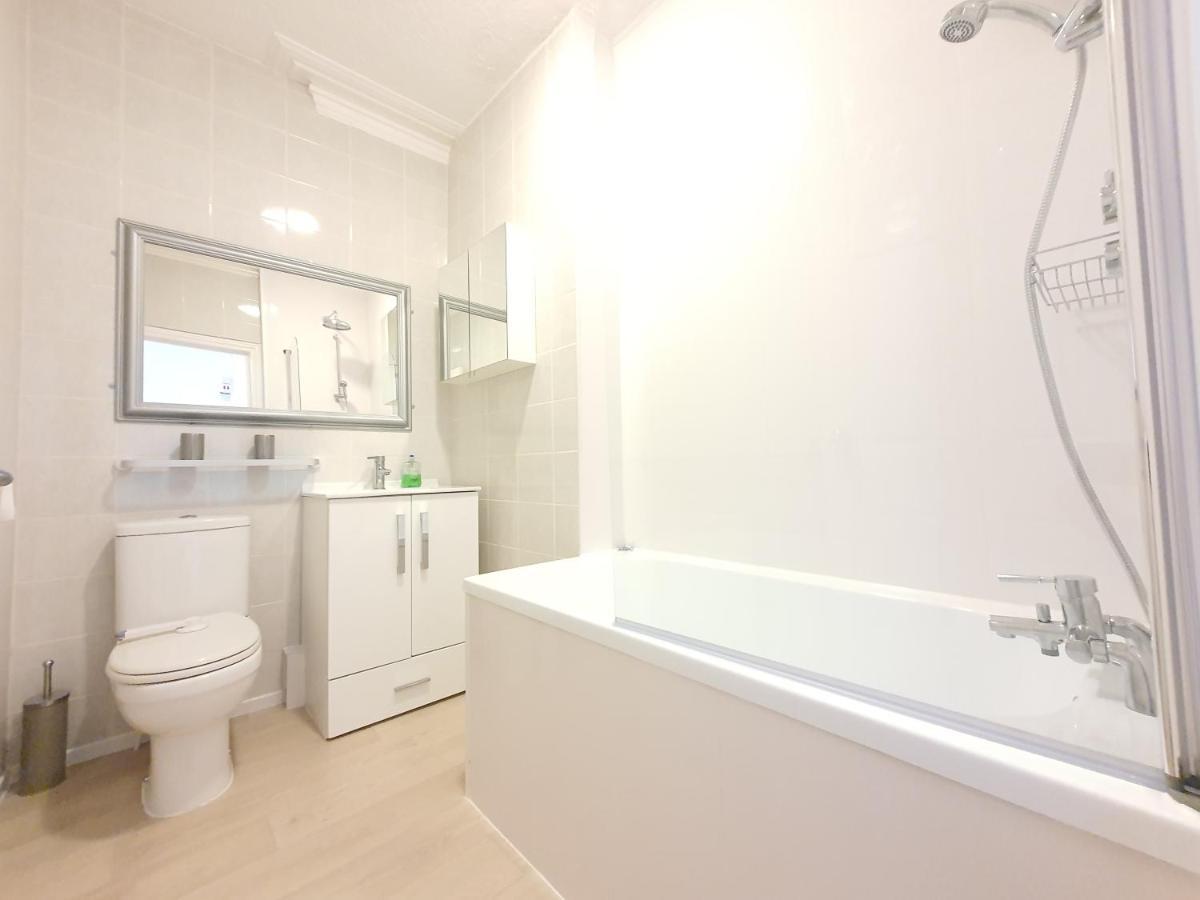 Dysa Crystal House Villa Blackpool Luaran gambar